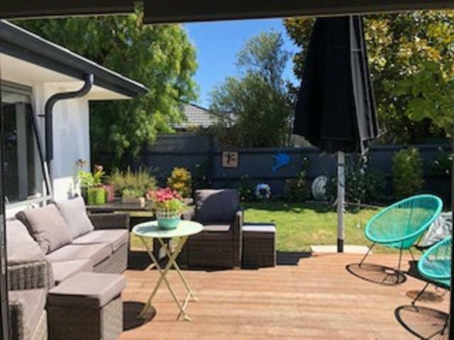 A Little Bit Beachy Modern Guest Room And Private Toilet Christchurch Eksteriør bilde